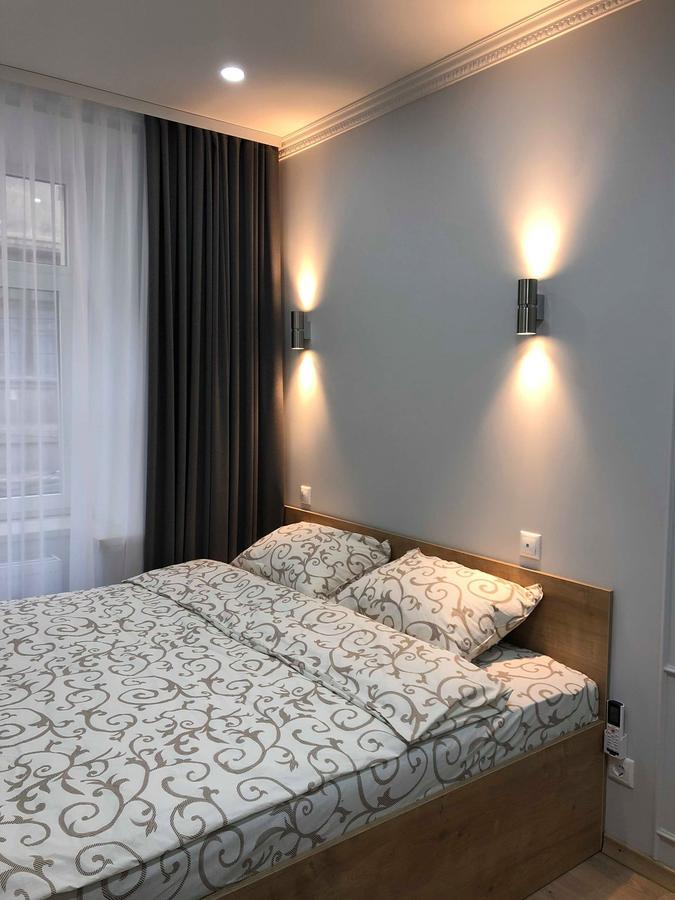 Lux Apartment Ruska Leópolis Exterior foto